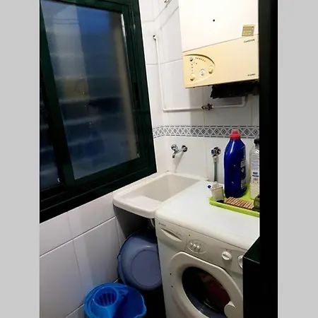 Apartamento Completo Con Parking Privado Y Wifi En San Roque Vigo Exterior photo