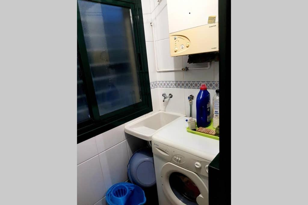 Completo Con Parking Privado Y Wifi En San Roque Apartament